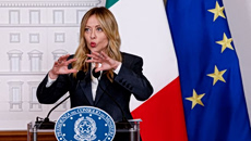 Ιταλία: Η Μελόνι απαντά στον ρώσο παρουσιαστή για την «πιστοποιημένη ηλίθια» και «κακή και άσχημη γυναικούλα»