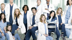 Grey’s Anatomy – Ιστορικό ρεκόρ τηλεθέασης με 320 εβδομάδες στην κορυφή της Nielsen