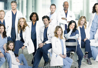 Grey’s Anatomy – Ιστορικό ρεκόρ τηλεθέασης με 320 εβδομάδες στην κορυφή της Nielsen
