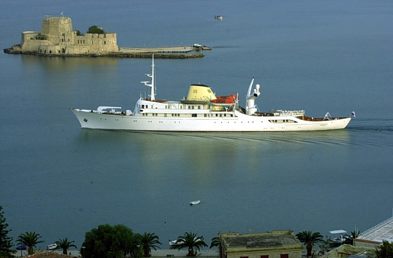 Christina O: Πωλείται η θρυλική θαλαμηγός του Αριστοτέλη Ωνάση – «Βουτιά» στην τιμή