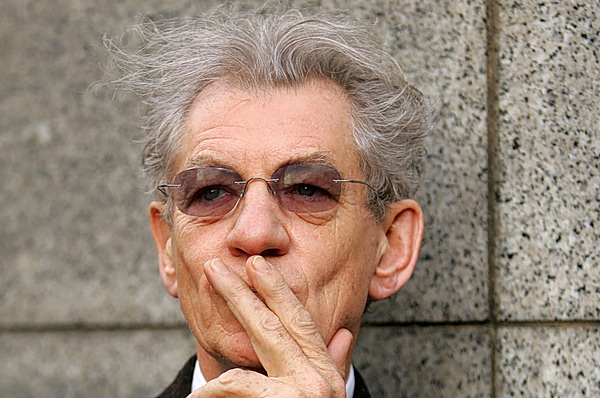 Ο Ίαν ΜακΚέλεν «ερωτεύτηκε» τον Τζόνι Ντεπ στο πλατό