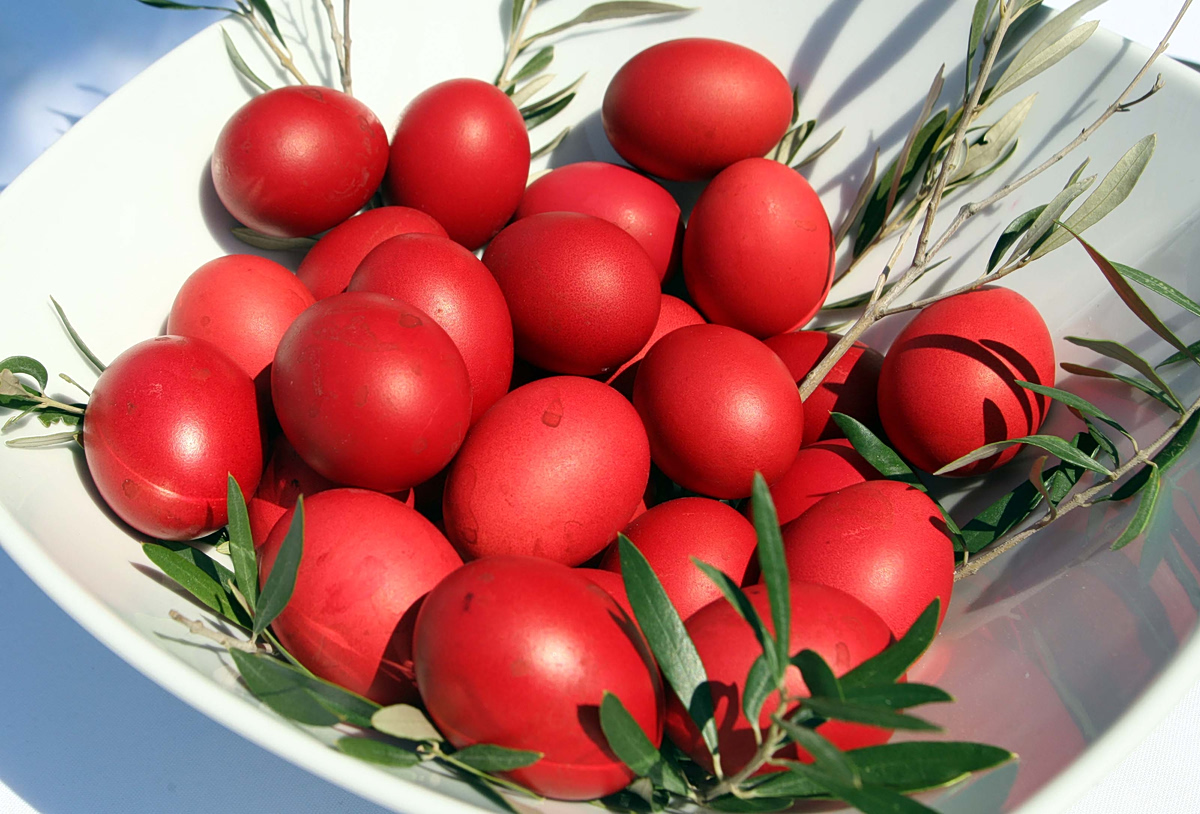 Πάσχα: Από τη Σαρακοστή στη Λαμπρή – Έθιμα και συμβολισμοί της ελληνικής παράδοσης