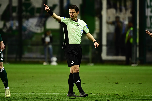 «Έχασε» το Γαλατά-Φενέρ, σφυρίζει Παναθηναϊκός-ΑΕΚ ο Μελέρ που έχει παρελθόν με Λανουά