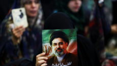 Χαμενεΐ: Το ναυτικό μας είναι έτοιμο να δώσει νέες «πικρές ήττες»- Ισραηλινή επίθεση στον Λίβανο – Σε κίνδυνο οι συνομιλίες