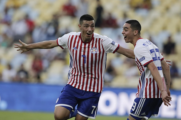 Αποσύρθηκε από την ενεργό δράση ο Όσκαρ Καρντόζο