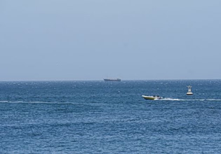 Στενά του Ορμούζ: Το Ιράν ανακοινώνει εναλλακτικές διαδρομές, επικαλούμενο κίνδυνο «ναρκών»