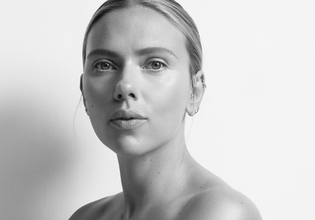 Η Σκάρλετ Γιόχανσον δεν είναι σεξοβόμβα – «Κανόνας η ταπείνωση της γυναίκας»