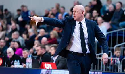 Πένθος στην Αστάνα: «Έφυγε» από τη ζωή ο προπονητής της, Ραμούνας Τσβίρκα