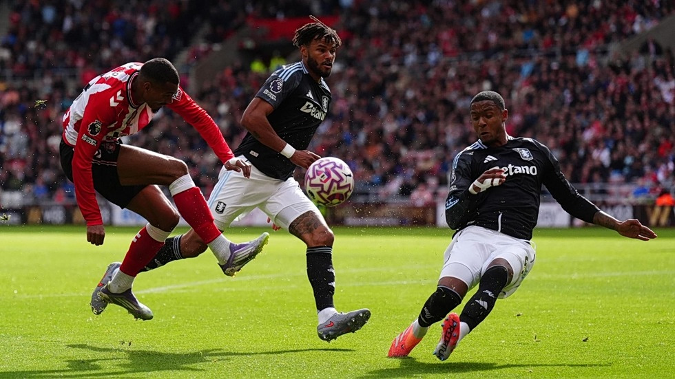 LIVE: Άστον Βίλα – Σάντερλαντ