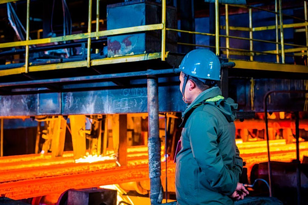 Greek Industry Says €300M Energy Aid Falls Short