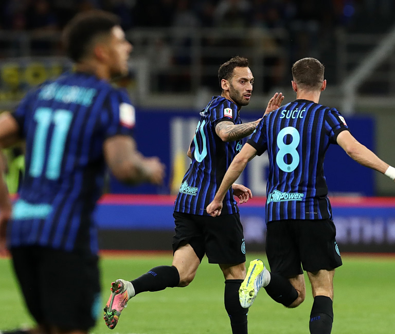 Ίντερ – Κόμο 3-2: Οι  «νερατζούρι» προκρίθηκαν στον τελικό του Κυπέλλου με επική ανατροπή