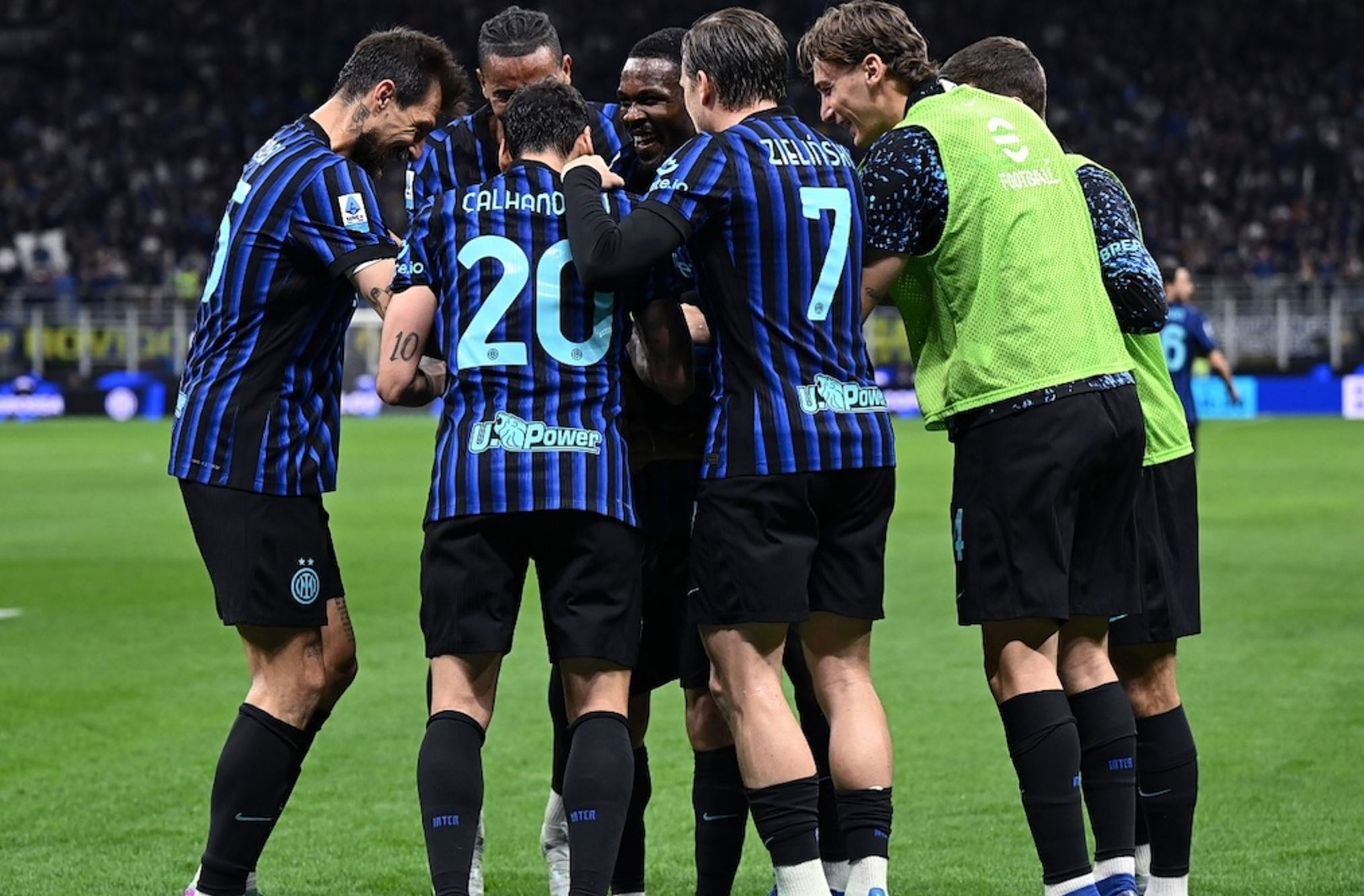 Ίντερ – Ρόμα 5-2: Μεγάλη νίκη τίτλου για τους «νερατζούρι»