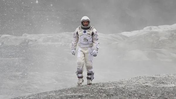 Ο Στίβεν Σπίλμπεργκ είχε αναλάβει το «Interstellar» πριν τον Κρίστοφερ Νόλαν