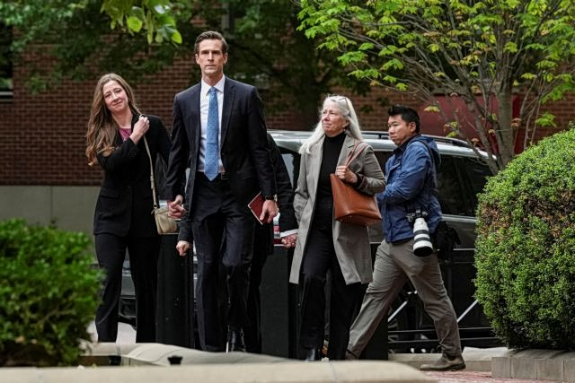 Βιρτζίνια: Ελεύθερος χωρίς περιοριστικούς όρους ο Κόμι που κατηγορείται ότι απείλησε τη ζωή του Τραμπ