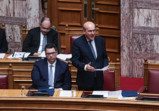 Βουλή: Μου θυμίζετε το αρνί που θέλει να έρθει το Πάσχα η αλαζονική απάντηση Χατζηδάκη στον Ανδρουλάκη που ζητά εκλογές