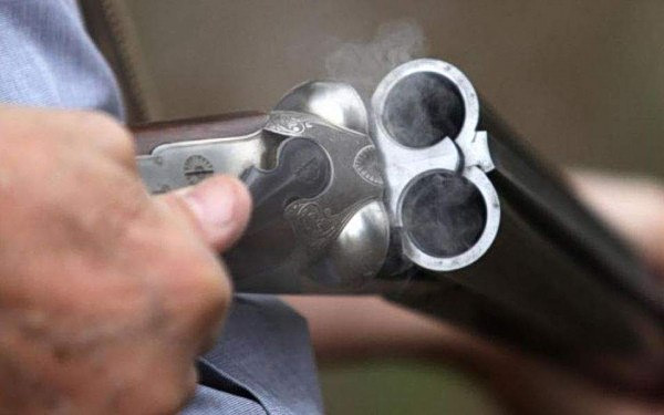 Χανιά: Ηλικιωμένος έβγαλε όπλο σε 27χρονο και απείλησε ότι θα τον σκοτώσει