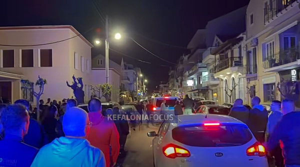 Κεφαλονιά: Από την πίσω πόρτα των δικαστηρίων φυγαδεύτηκαν οι τρεις κατηγορούμενοι – Θα οδηγηθούν στις φυλακές Κορυδαλλού