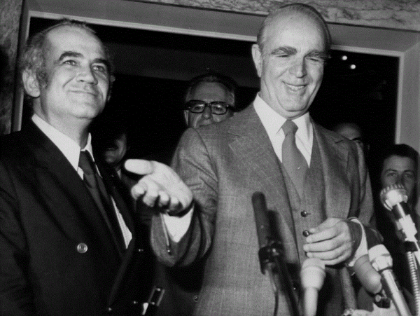 Κωνσταντίνος Καραμανλής: «Τι είπες;»