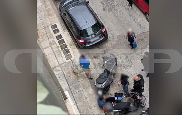 Παγκράτι: Οδηγός μηχανής επιτέθηκε και έσπασε το πόδι 23χρονης γιατί δεν μπορούσε να περιμένει να παρκάρει