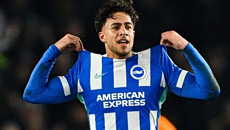 Υπόκλιση σε Κωστούλα από τον προπονητή της Μπράιτον: «Έχει τεράστιο ταλέντο – Μακροπρόθεσμα θα είναι σημαντικός παίκτης για εμάς»