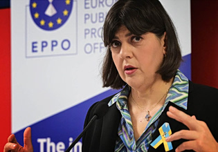 Με Μητσοτάκη στο τιμόνι πλέον το 2026 την Ελλάδα την έχει «υιοθετήσει» η Κοβέσι και η συζήτηση στη Βουλή αφορά το ποιανού η ασυλία θα αρθεί