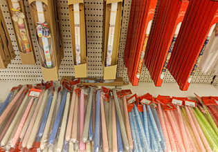 Πασχαλινό ωράριο: Ανοιχτά τα καταστήματα σήμερα Κυριακή των Βαΐων – Πώς θα λειτουργήσουν τη Μεγάλη Εβδομάδα