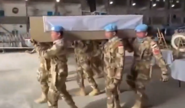 Λίβανος: «Ερευνα σε βάθος» απαιτεί η Ινδονησία για τον θάνατο 3 κυανοκράνων της