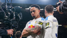 Γιουνάιτεντ – Λιντς 1-2: Ήττα – σοκ για τη Μάντσεστερ από τα «παγώνια»