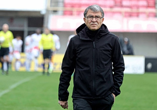 Σερβικά ΜΜΕ: «Τελειώνει από τη Ραντνίτσκι Νις ο Λεμονής»