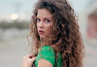 Λίλα Μπακλέση: Έγκυος στο πρώτο της παιδί – Η ανακοίνωση της ηθοποιού