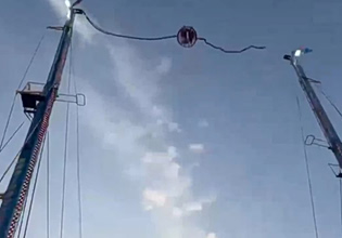 Ισπανία: Σοκαριστικό ατύχημα σε λούνα παρκ στη Σεβίλλη – Ιμάντας παιχνιδιού έσπασε και τραυματίστηκαν 4 άτομα