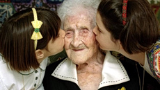 Ζωή μέχρι τα 100; – Ποιος καθορίζει πραγματικά πόσο θα ζήσουμε;