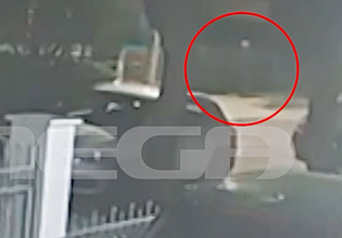 Μαρούσι: Βίντεο ντοκουμέντο με τον άγνωστο δράστη λίγο πριν επιτεθεί με μαχαίρι σε 17χρονο