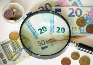 Αλλαγές στα επιδόματα: Δημιουργείται ενιαίο ψηφιακό μητρώο