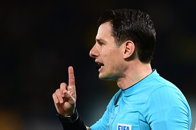 Ο θόρυβος για τον Μελέρ στο Champions League και η διαιτησία στην Τουρκία
