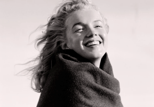 Μέριλιν Μονρόε, τριπλή απειλή: Ξανθιά, σύμβολο του σεξ, πρωτοπόρος