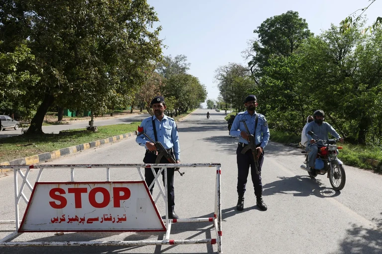 Αυξημένα μέτρα ασφαλείας στο Ισλαμαμπάντ ενόψει των ειρηνευτικών συνομιλιών ΗΠΑ-Ιράν