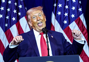 Γεροξεκούτης, παλιάτσος, «απολύεσαι!»: 12 φορές που οι παγκόσμιοι ηγέτες τα έβαλαν ανοιχτά με τον Τραμπ