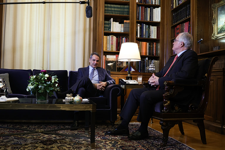 Εκτός πραγματικότητας πανηγυρίζει ο Μητσοτάκης: «Έχουμε κάνει το καλύτερο για να στηρίξουμε τα νοικοκυριά»