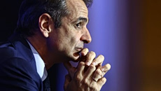 «Η δυσκολότερη στιγμή» για την κυβέρνηση- Εισηγήσεις για «σοβαρή αντίδραση» εδώ και τώρα – Το σημείωμα στους βουλευτές