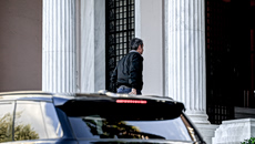 Πριν τη ψηφοφορία: Υπερπλεόνασμα… πανικού στο Μαξίμου – Οι καθοδικοί δείκτες και το «αντάρτικο» που πρέπει να αποφευχθεί