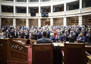 Εκρηκτικό κλίμα στη ΝΔ – Οι ομάδες «γαλάζιων» βουλευτών που διαμορφώνονται – Το… φάντασμα Σαμαρά στο Μαξίμου