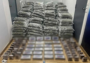 Εξαρθρώθηκε κύκλωμα που διακινούσε μεγάλες ποσότητες κοκαΐνης και κάνναβης – Κατασχέθηκαν ναρκωτικά αξίας 2,5 εκατ. ευρώ