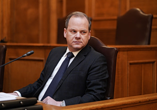 Καραμανλής: Δεν παραιτείται από βουλευτής – «Δεν προτίθεμαι να είμαι υποψήφιος στις προσεχείς εκλογές»