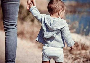 «Νταντάδες της γειτονιάς»: Αντίστροφη μέτρηση για τις αιτήσεις