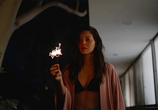 Άνδρας ηθοποιός δεν ήθελε να γυρίσει μια σκηνή όπου τον σώζει η Ολίβια Μαν