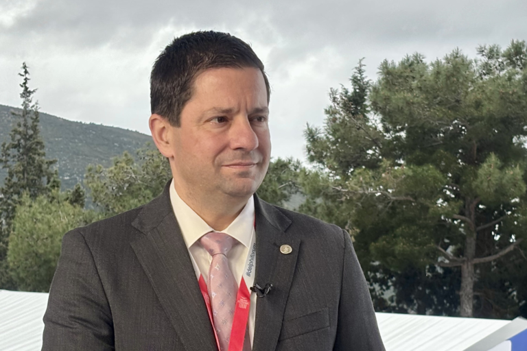 OT DELPHI ECONOMIC FORUM – Σιάσος (ΕΚΠΑ): Πάνω από 6 εκατ. πολίτες συμμετείχαν στο «Προλαμβάνω»