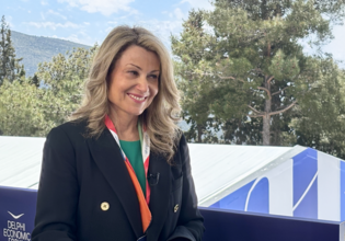 ΟΤ Delphi Economic Forum XI – Λαζαράκου: Έρχονται έλεγχοι με ΑΙ – H προειδοποίηση για crypto