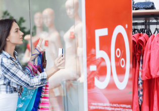 Το εμπόριο αναζητά μια «ανάσα» σε ένα δύσκολο καλοκαίρι – Το στοίχημα του τουρισμού και οι online αγορές