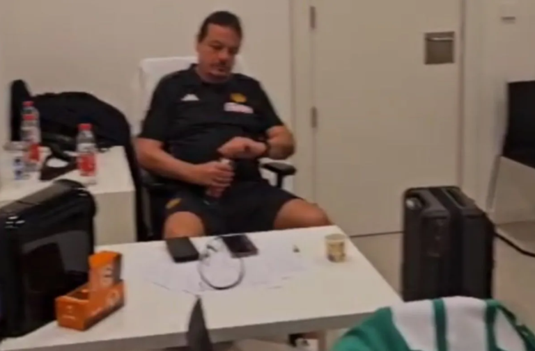 Παναθηναϊκός για τις εγκαταστάσεις στη Βαλένθια: «Αποδυτήρια σαν αποθήκη, δεν μπορούσαν να αλλάξουν μαζί έξι προπονητές» (vid)